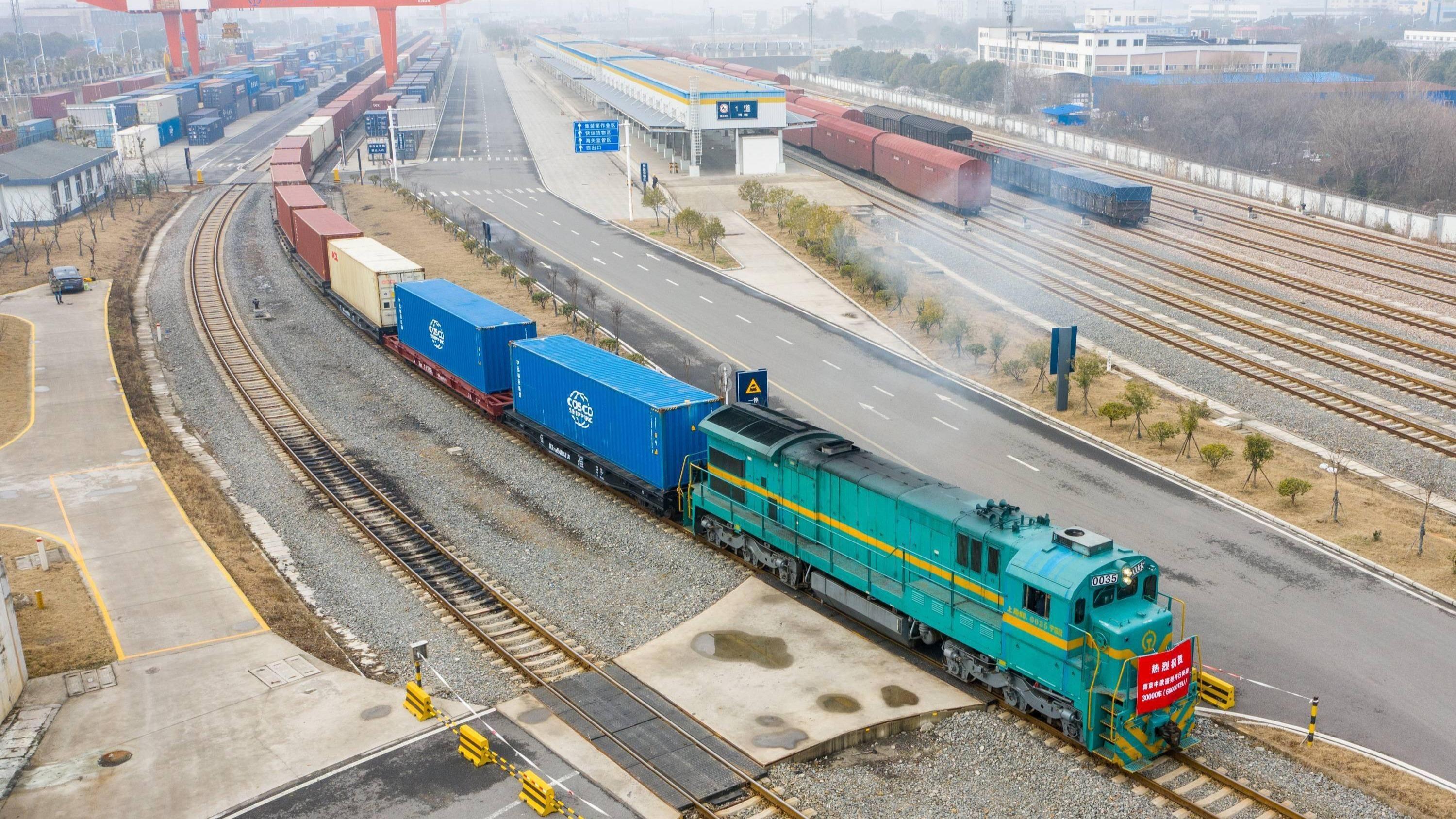 رشد خدمات قطار باری چین-اروپا طی 4 ماه ابتدایی 2023ا