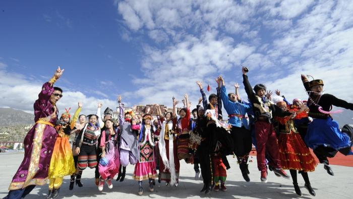 72 سالگیِ آزادی تبت؛ خوشبختی مردم تبت با توسعه محقق می‌شودا