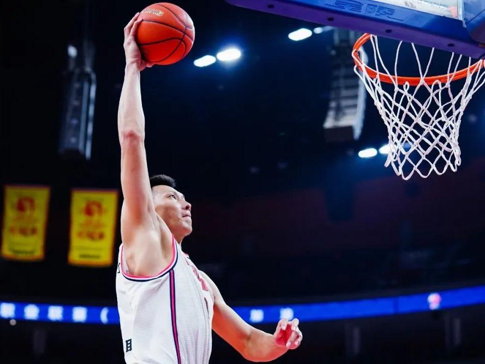 易建聯（イー・ジャンリャン）が現役引退表明 バスケ中国代表として