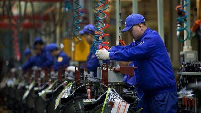 شاخص مدیران خرید صنایع تولیدی چین در ماه اوت به 49.7 درصد افزایش یافتا
