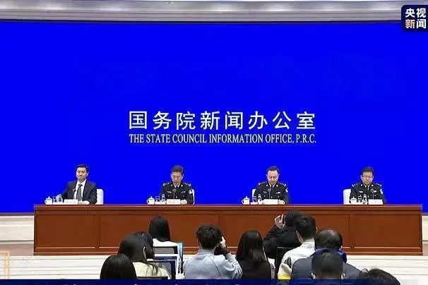 آغاز اجرای رسمی اقدامات پنجگانه برای تسهیل ورود شهروندان خارجی به چینا