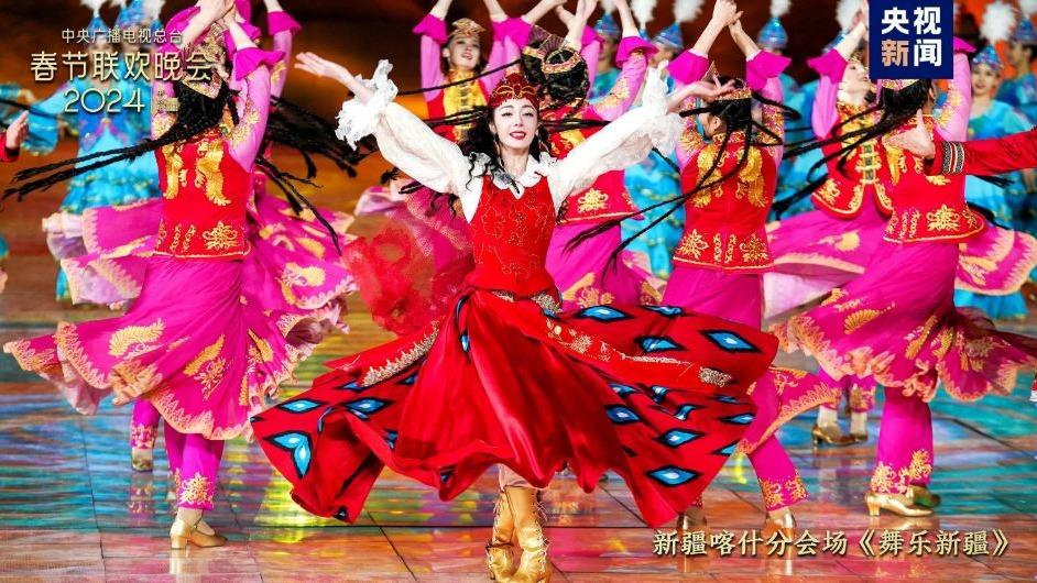 رکورد جدید پخش شب نشینی عید بهار رادیو و تلویزیون مرکزی چینا