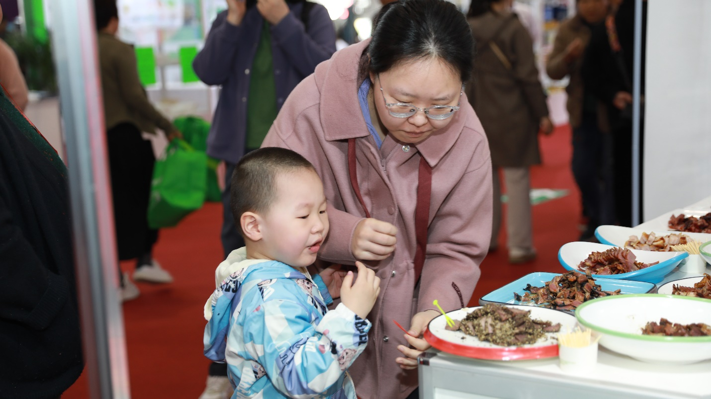 1,300 tatak na Tsino at dayuhan, kalahok sa Ika-14 na Beijing International Hospitality, Catering & Food Beverage Expo