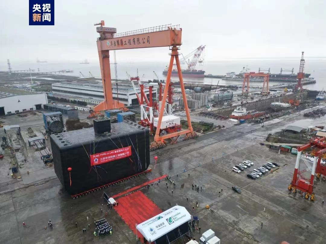 国内初！10階建ての超大型リキッドタンクが江蘇省で引き渡し