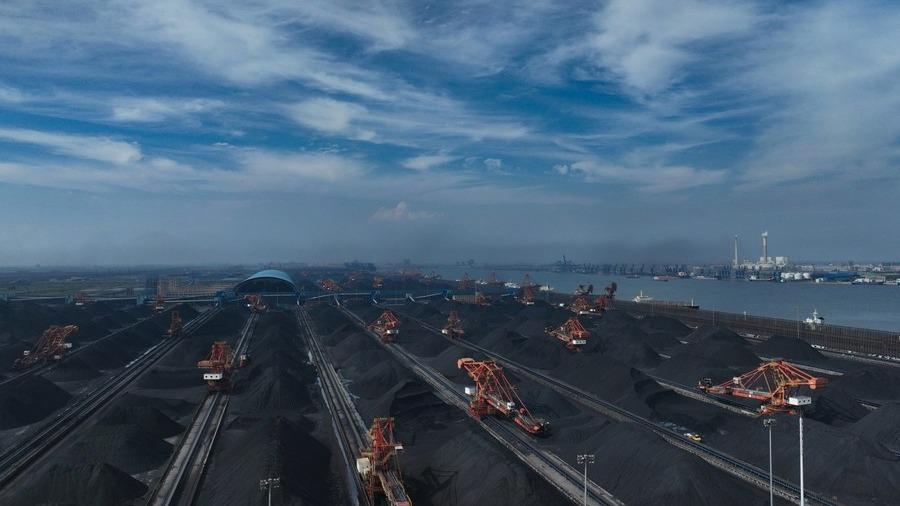 تولید 1.11 میلیارد تن زغال سنگ در چین طی 3 ماه نخست2024ا