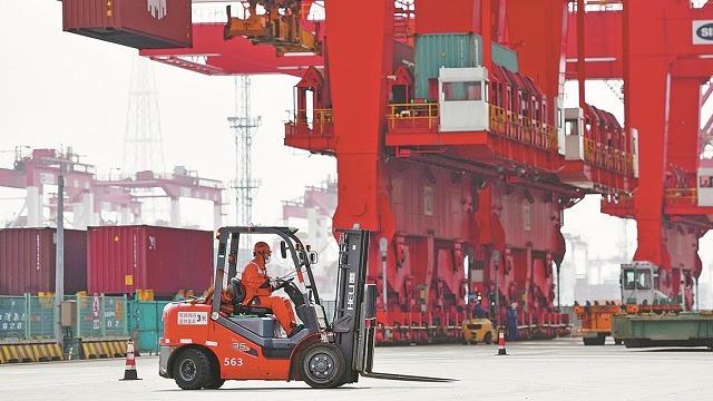 رکوردشکنی تجارت خارجی شانگهای طی نیمه نخست 2024ا