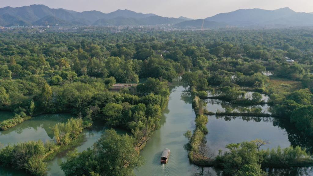 Aura Musim Luruh di Taman Paya Xixi