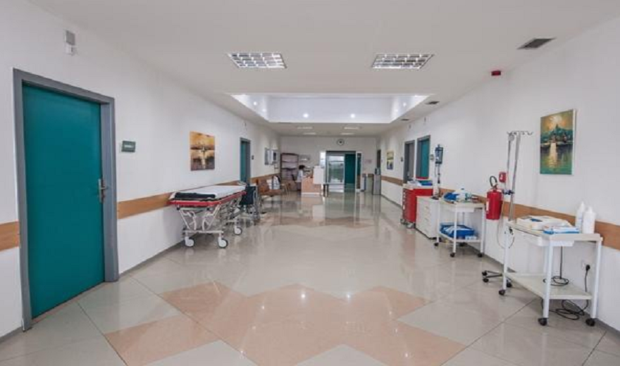 Mjedise spitalore ( Foto 360 grade.al)