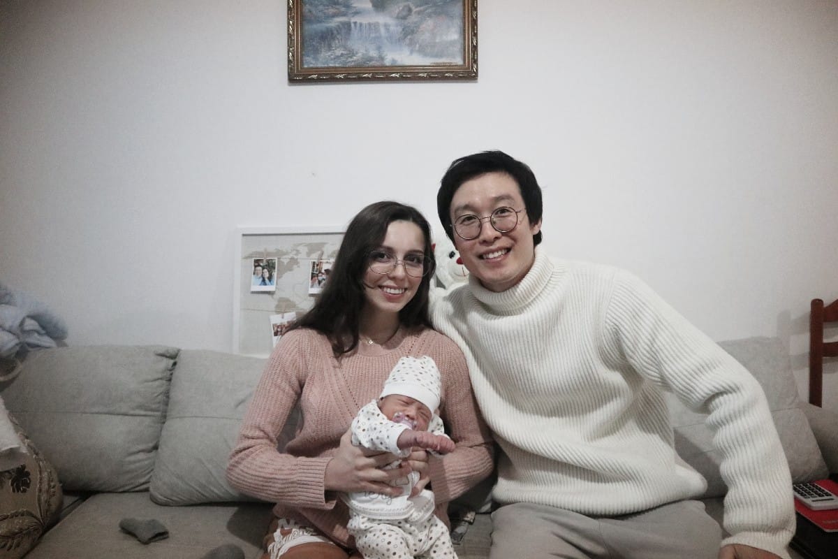 Kristiana Sterio me familjen e saj ( Facebook) 