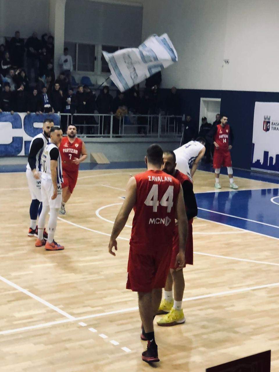 Flori Zavalani gjate nje ndeshje basketbolli (Foto personale)