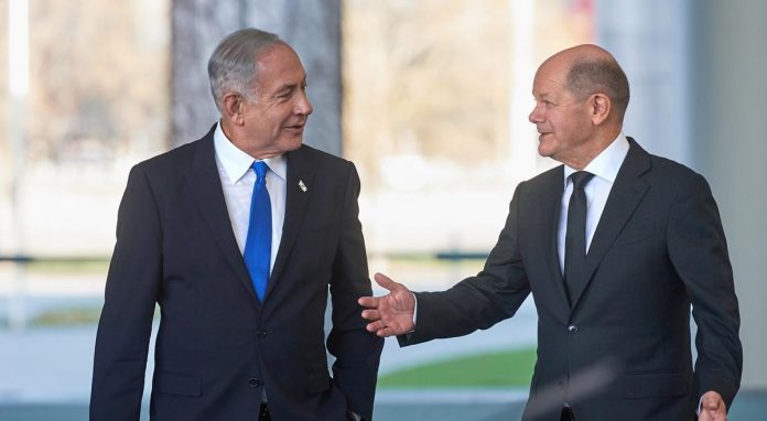 Kancelari gjerman, Olaf Scholz me kryeministrin izraelit Benjamin Netanyahu (Foto ATSH)