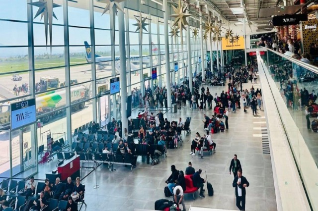 Aeroporti i Rinasit (Foto Rtsh)