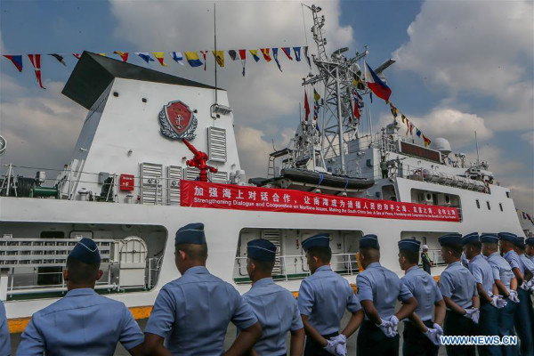 Bapor ng China Coast Guard, dumalaw sa Pilipinas sa kauna-unahang pagkakataon