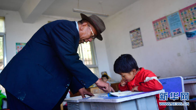 Qinghai-Tibet Yaylasında bir okulun "1+7" hikayesi