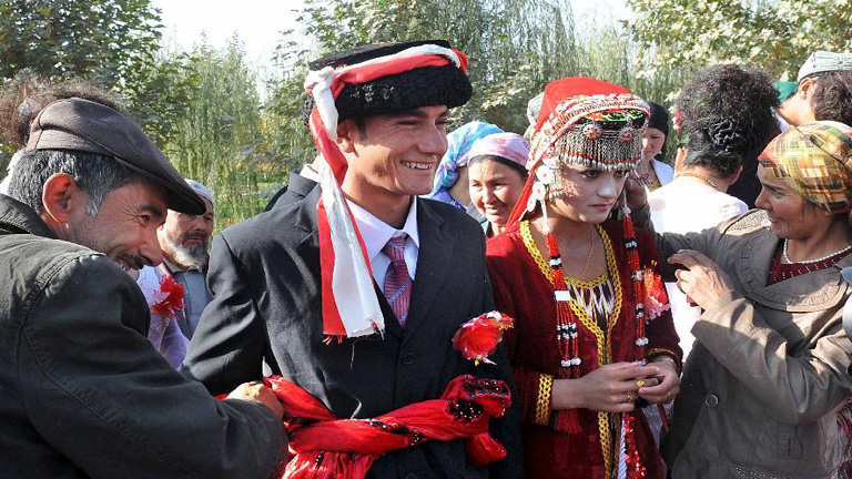 Tatarlarda damadın önce kız evinde kalma geleneği
