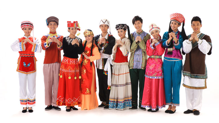 Çin'deki etnik grupları bir bayramı daha coşkuyla karşılıyor