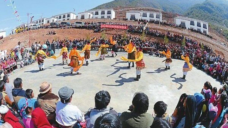 Sichuan'daki Tibetliler yoksulluktan kurtuldu