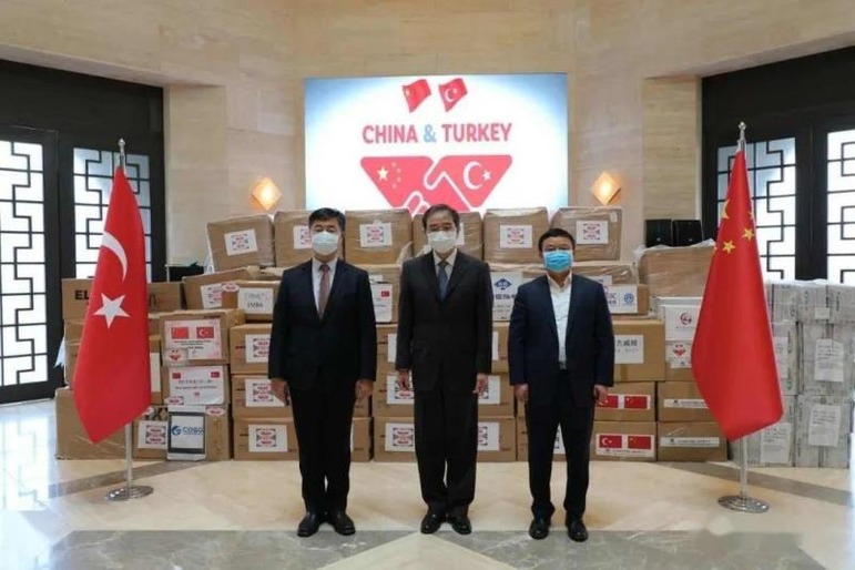 Çin ve Türkiye aşı için beraber çalışıyor, bazı ülkeler ise uluslararası işbirliğine karşı