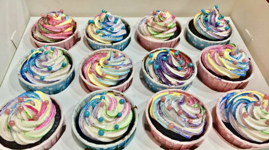Jo Kabigting Glaze: Haute Cakes and Cupcakes