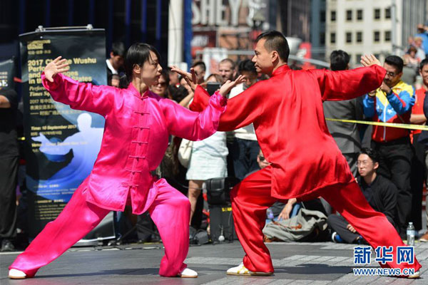 Chinese Kong Fu, itinatanghal sa New York Times Square