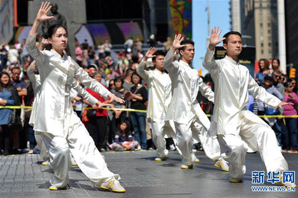 Chinese Kong Fu, itinatanghal sa New York Times Square