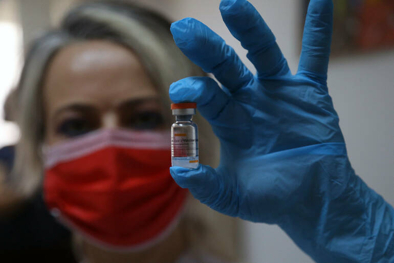 Çin’den gelen aşılar Türkiye’nin salgınla mücadelesine katkı sağlar_fororder_微信图片_20210222152557