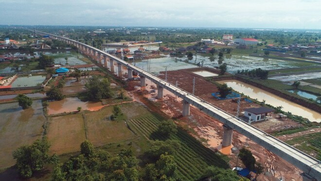 Tapos na! Konstruksyon ng pangunahing estruktura ng pinakamahabang tulay sa China-Laos Railway_fororder_20210617TsinaLaos