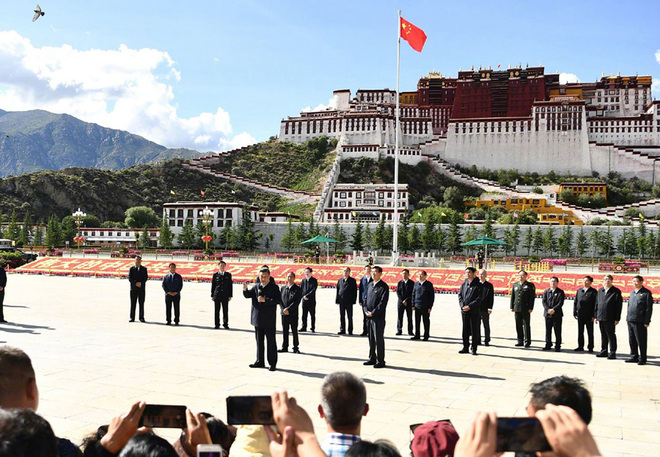 Xi Jinping, naglakbay-suri sa Lhasa, Tibet_fororder_xjpls6