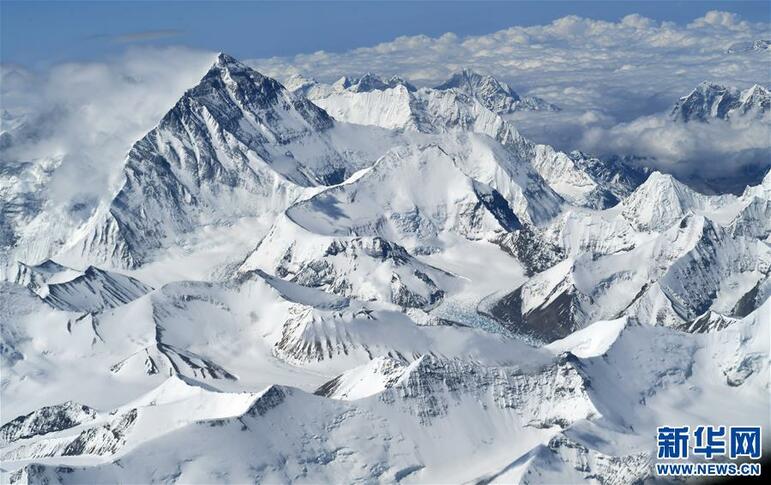 Dünyanın en yüksek dağına pedal çevirmek_fororder_src=http___tibet.news.cn_xzwq_cczf_2020-05_15_139059677_15895359692121n&refer=http___tibet.news