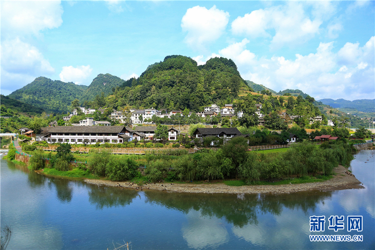 Çin’de köy turizmi marka yapılandırma çağına giriyor_fororder_src=http___www.gz.xinhuanet.com_2019-08_29_1124936544_15670484543641n&refer=http___www.gz.xinhuanet