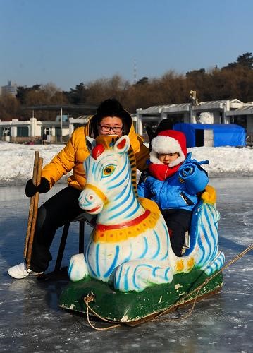 Çinlilerin antik çağlardan günümüze buz ve kar sporlarıyla olan bağları_fororder_foto5