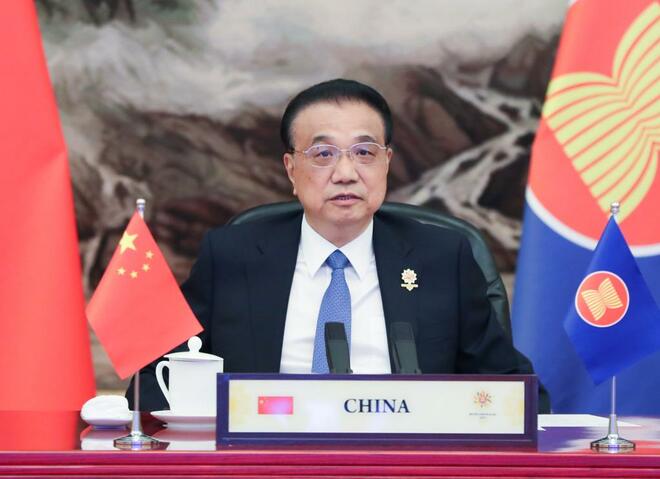 Li Keqiang: pagsisikap ng mga bansa upang pangalagaan ang kapayapaan at katatagan ng South China Sea, dapat igalang_fororder_20211028LiKeqiang