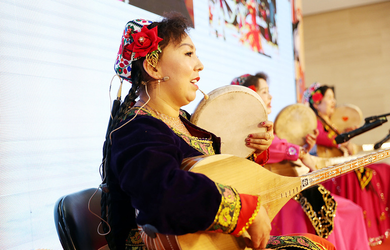 Belçika’da “Xinjiang Güzel Bir Yer” semineri_fororder_xinjiang