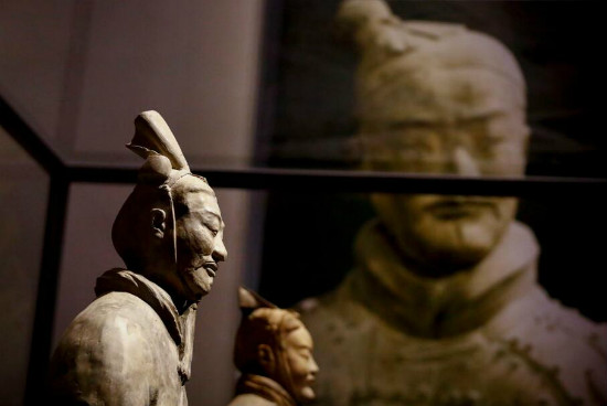 Mga mandirigmang terakota noong Dinastiyang Qin, itinatanghal sa Thailand