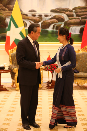 Tsina at Myanmar, pasusulungin sa bagong lebel ang komprehensibo, estratehiko, at kooperatibong partnership
